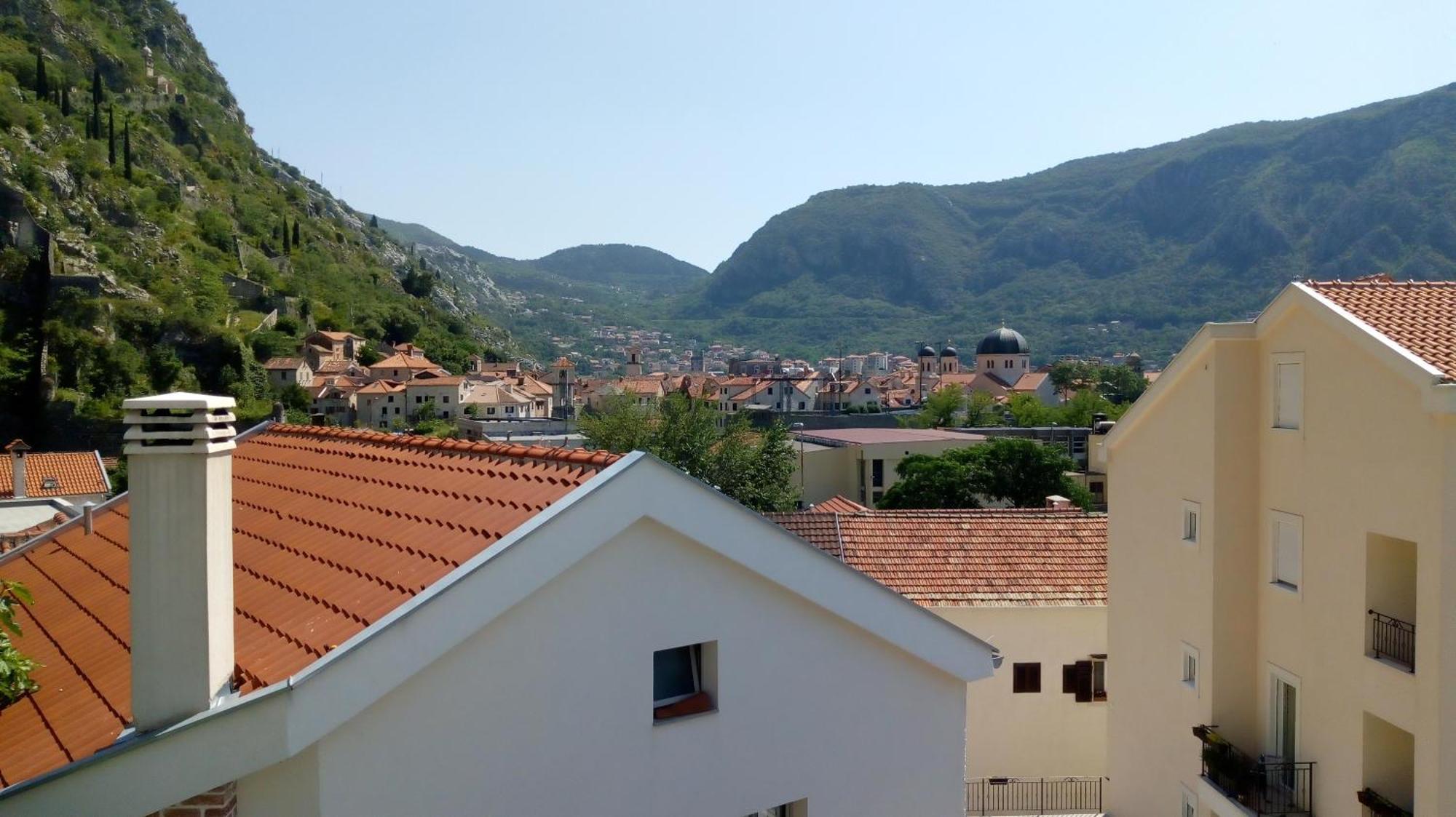 Tea Lägenhet Kotor Exteriör bild